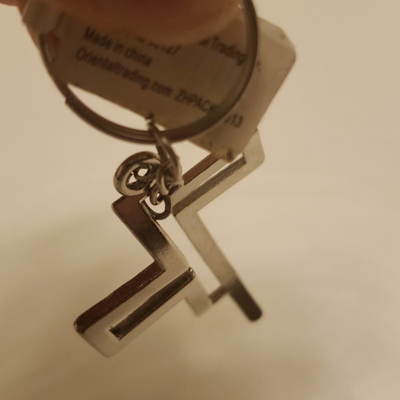 MEDAL 🏅KEYS 🔑 - Picture 10 of 16